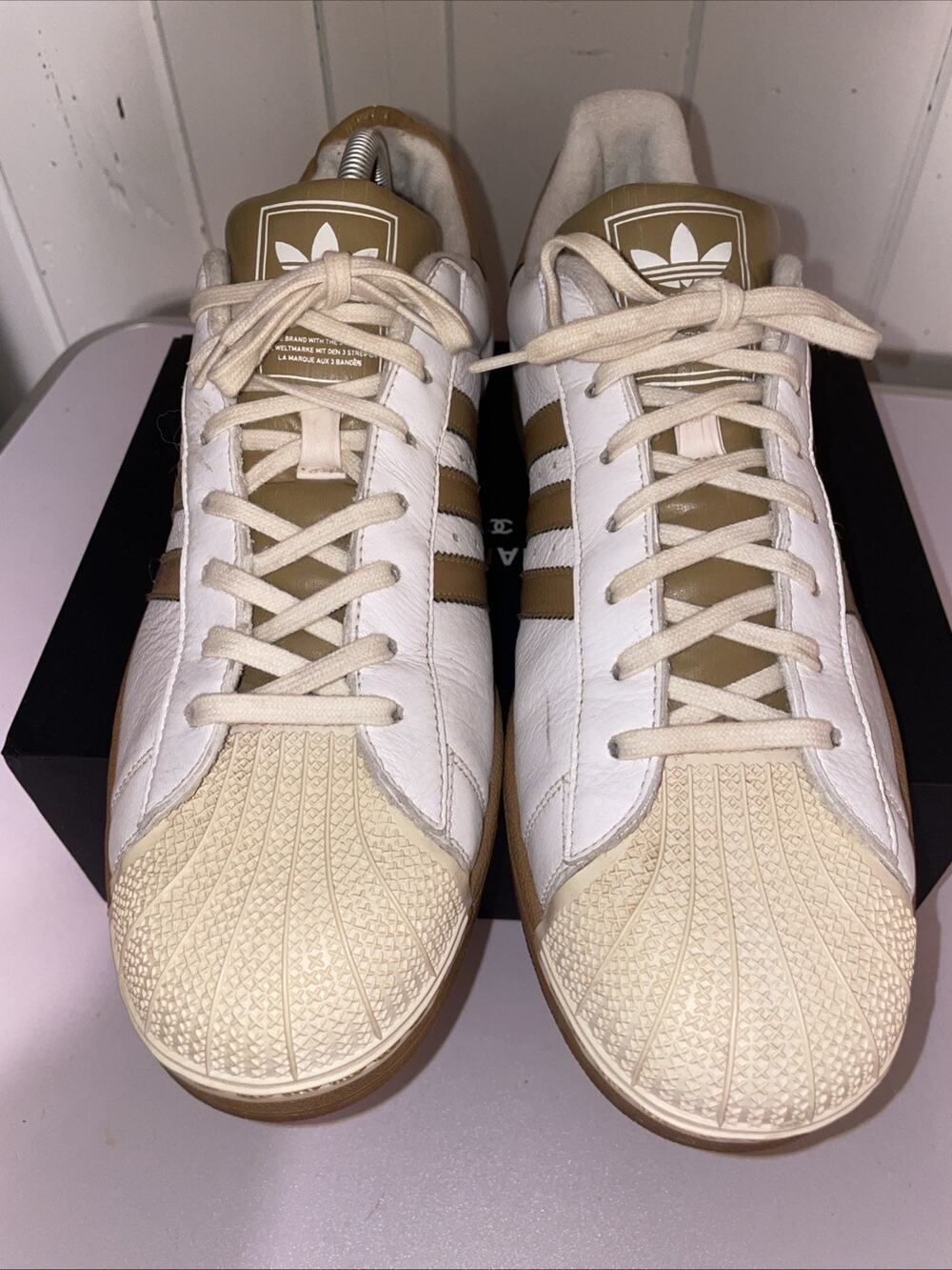 adidas Superstar White Desert Sand Very Rare Color! EUC 031192